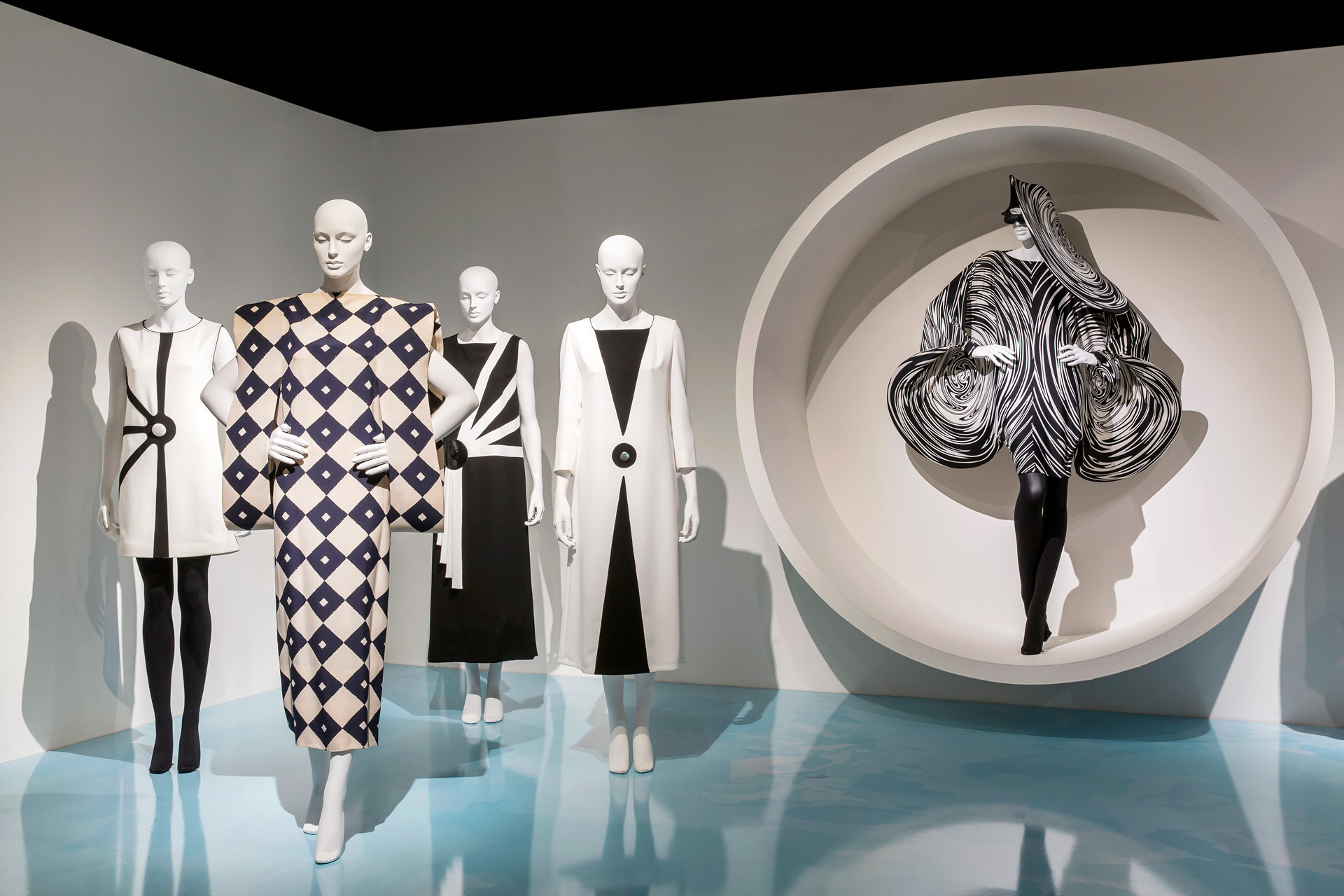 'Pierre Cardin: Pursuit of the Future' exhibition | SCAD FASH Museum of