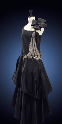 signature image for Jeanne Lanvin exhibition